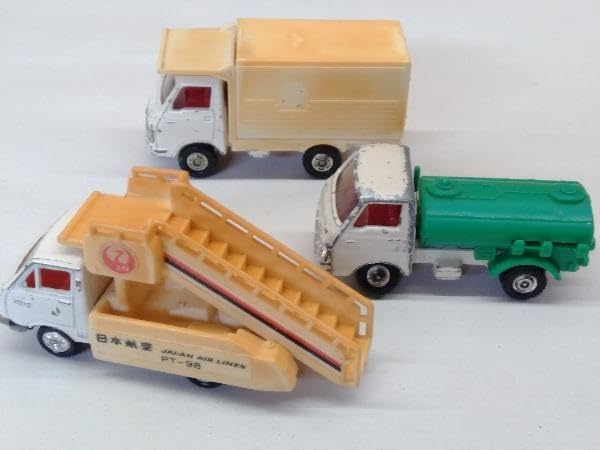 Amazon | 鴨d094 トミカ TOMICA NO.38.50 ミニカー ハイエース 日本